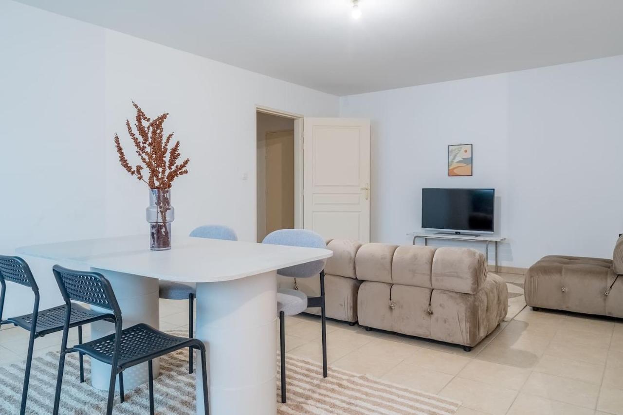 T2 Panier Avec Loggia Appartement Marseilles Buitenkant foto